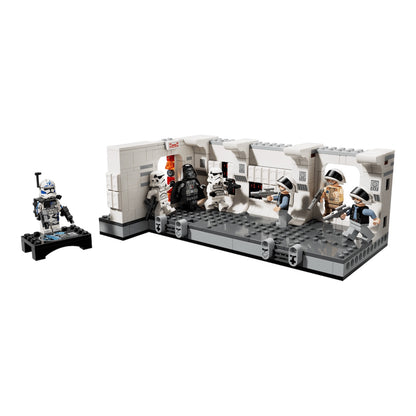 Star Wars: Boarding the Tantive IV 75387