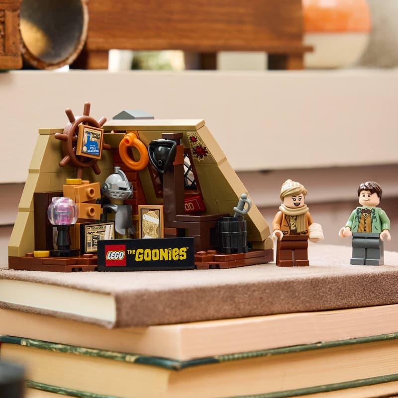 Lego Exclusives:  The Goonies: The Walshes' Attic 40773