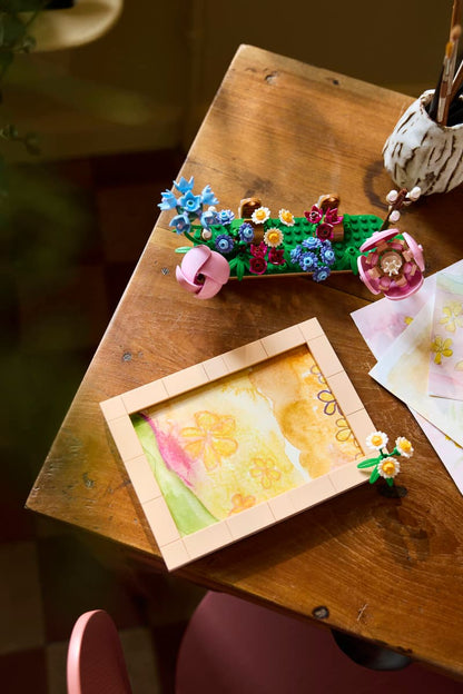 Botanicals: Floral Picture Frame 40916