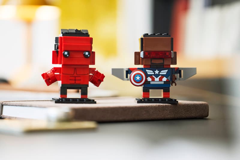 BrickHeadz:  Captain America & Red Hulk Figures 40668
