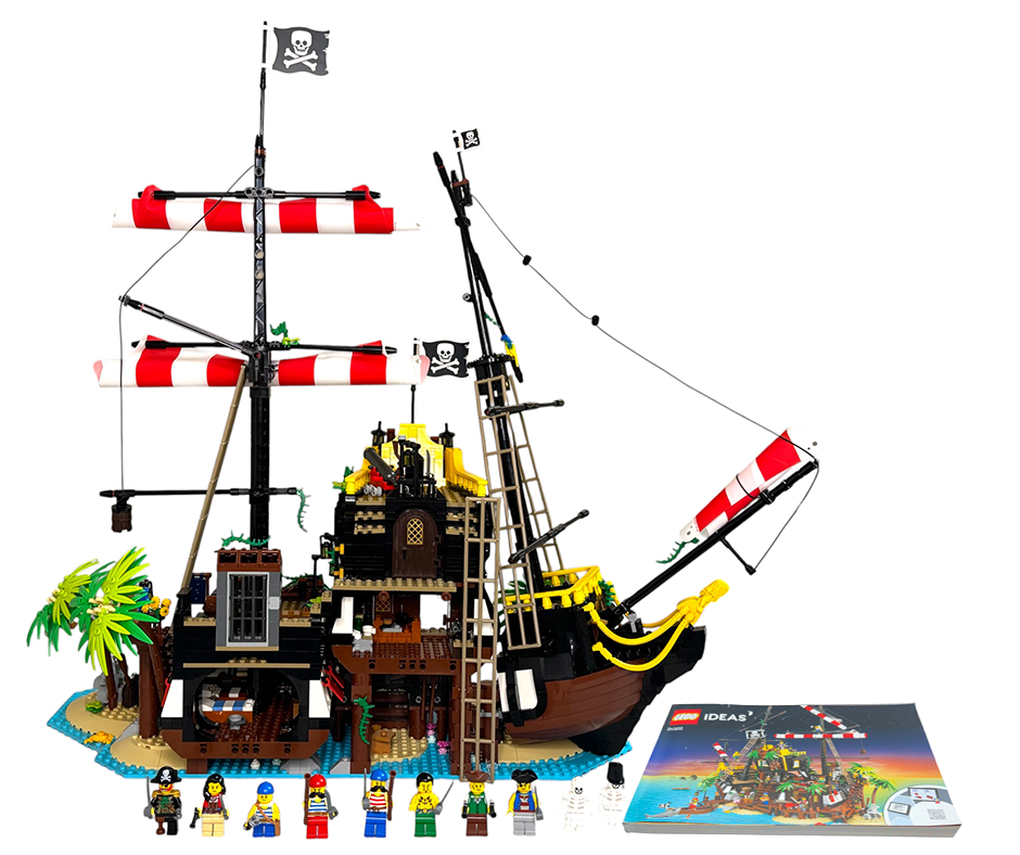 Ideas: Pirates of Barracuda Bay 21322 (Pre-Owned)