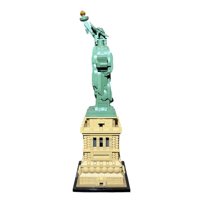 Architecture: Statue of Liberty 21042 (Pre-Owned)