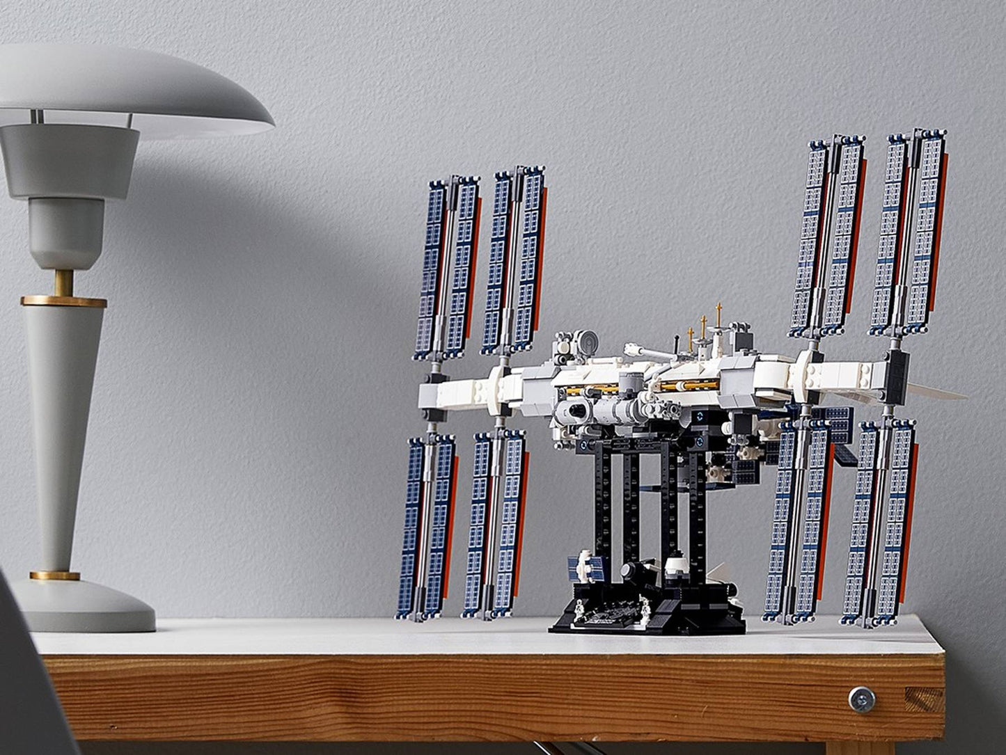 Ideas:  International Space Station 21321