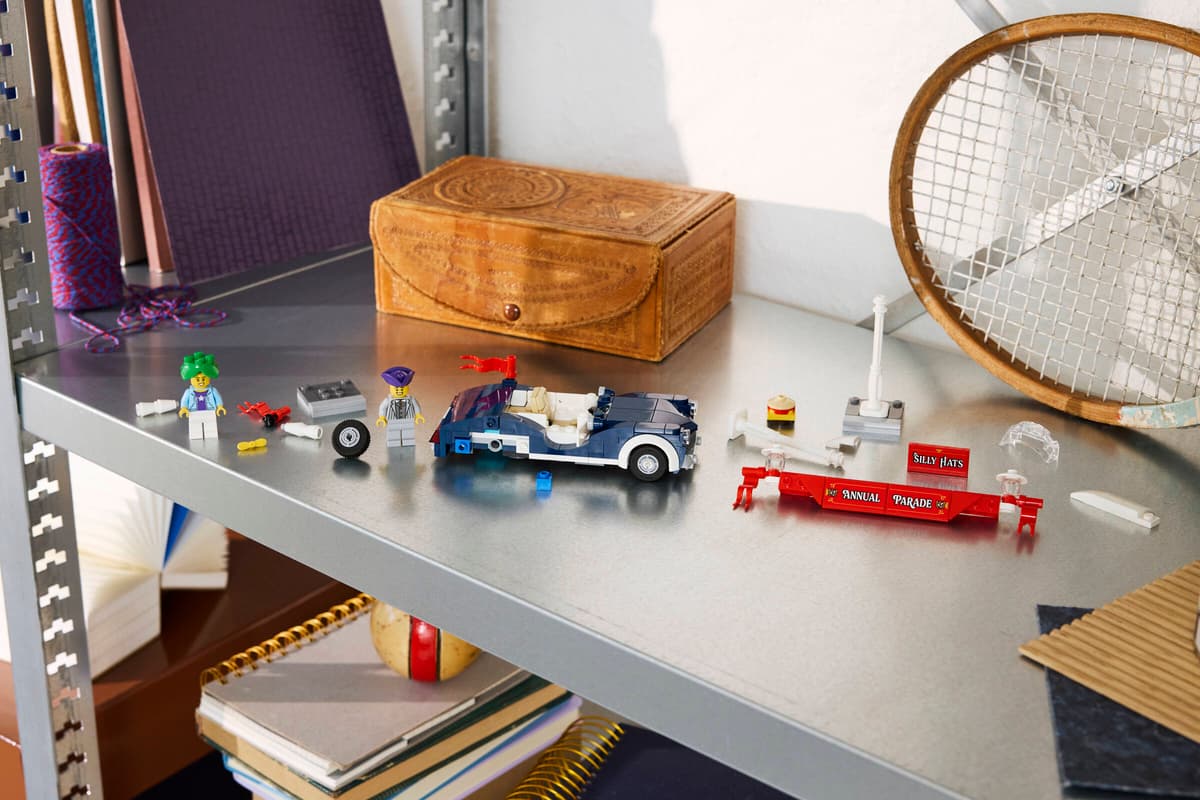 Icons: Vintage Parade Car 40913