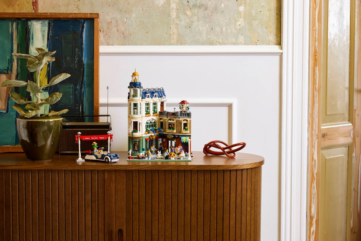 Icons: Vintage Parade Car 40913