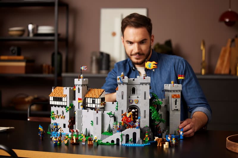 Icons:  Lion Knights' Castle  10305
