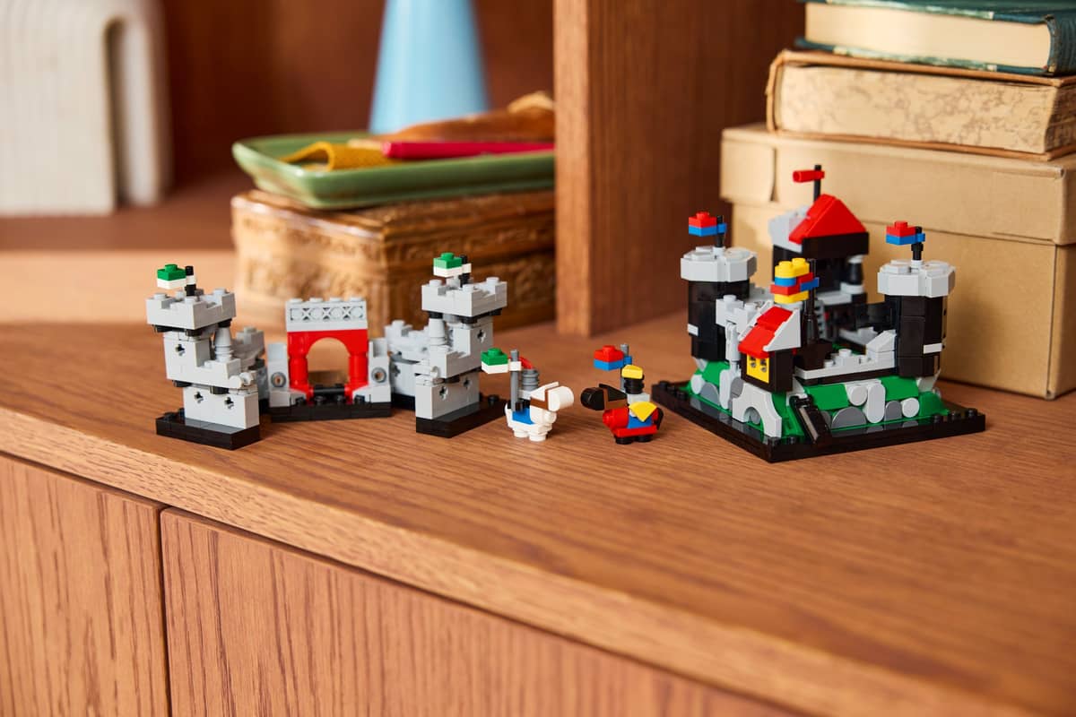 LEGO Exclusives:  Mini Knight's Castle