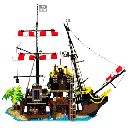 Ideas: Pirates of Barracuda Bay 21322 (Pre-Owned)