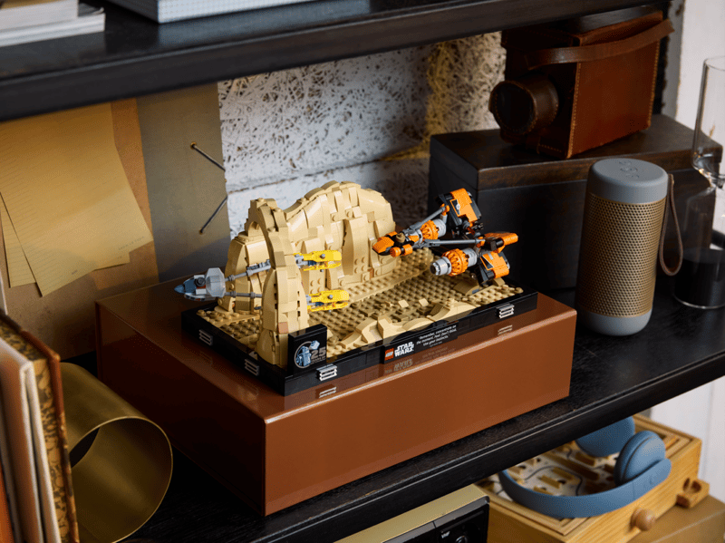 Star Wars:  Mos Espa Podrace Diorama 75380