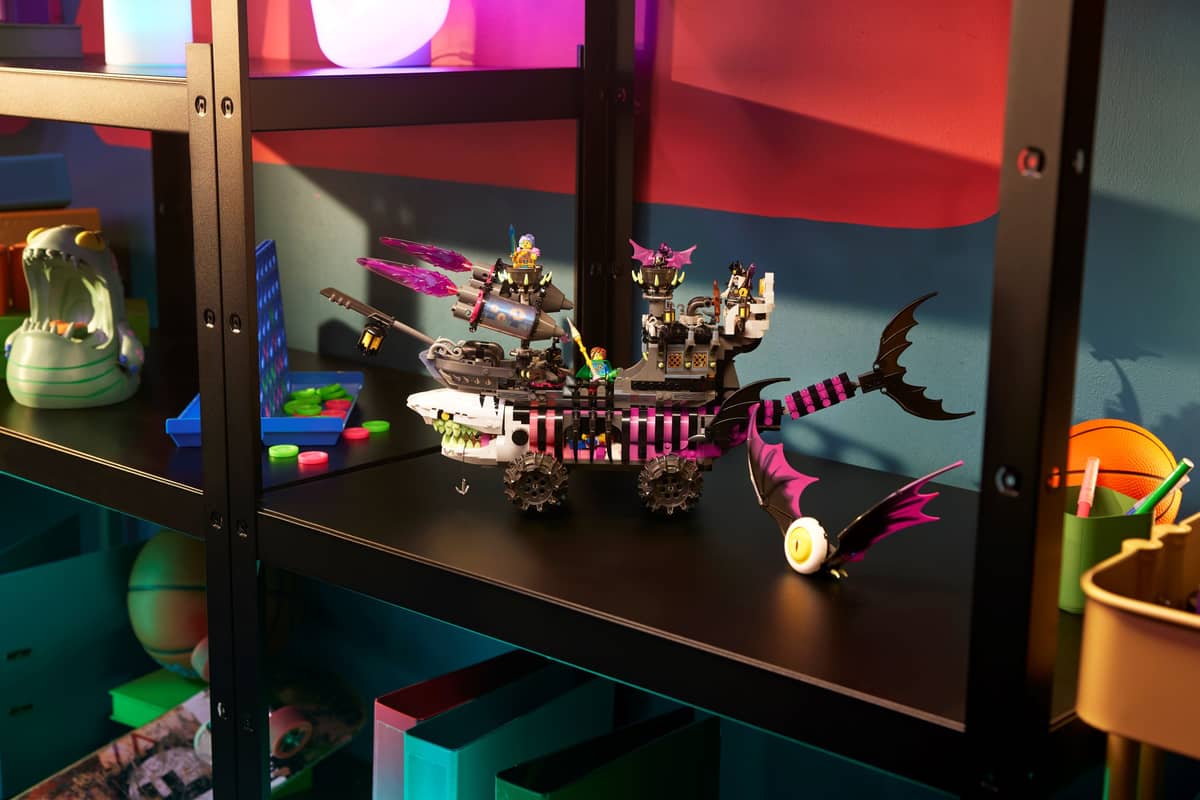 Dreamzzz:  Nightmare Shark Ship 71469
